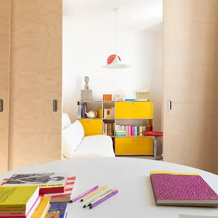 Apartment A La